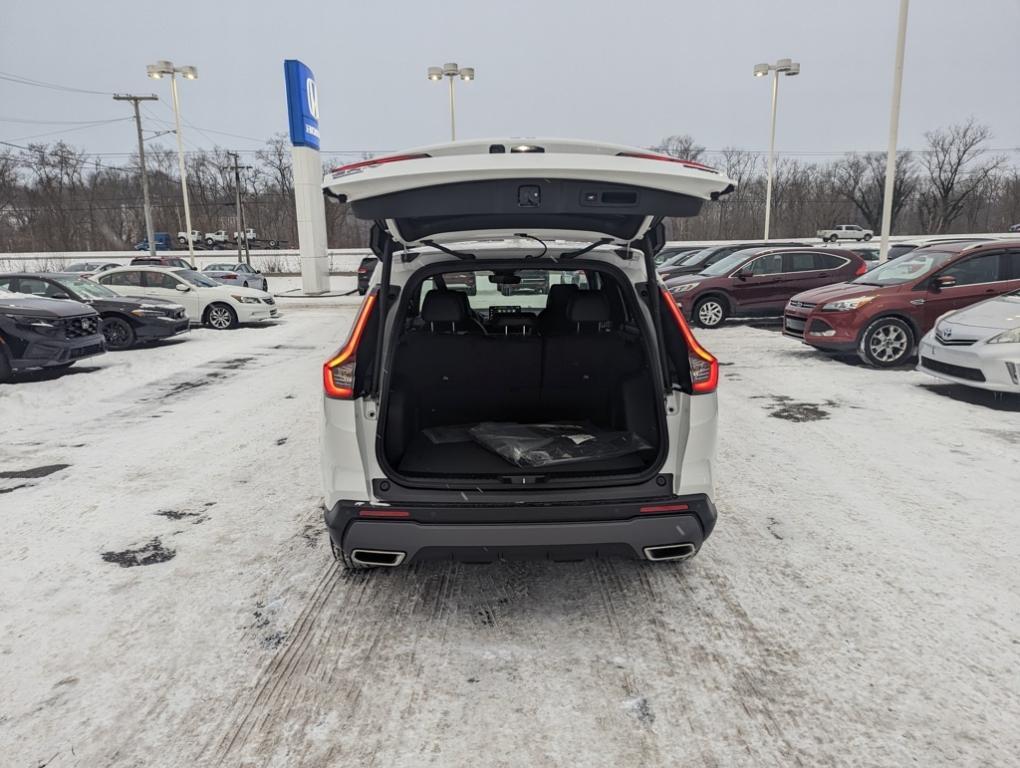 new 2025 Honda CR-V Hybrid car, priced at $38,996