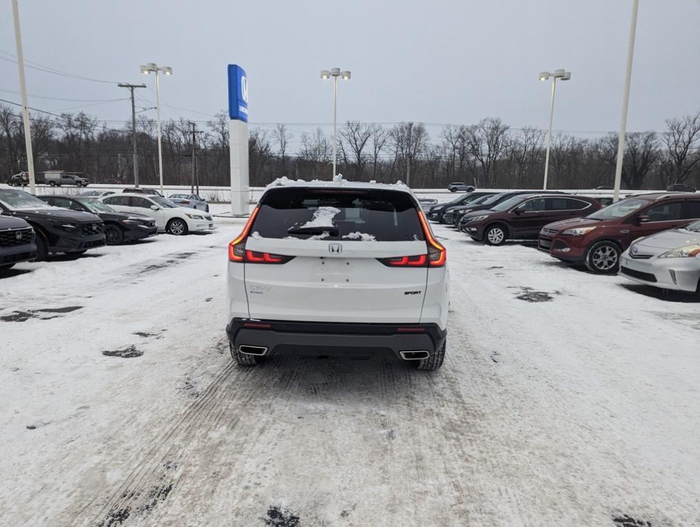 new 2025 Honda CR-V Hybrid car, priced at $38,996