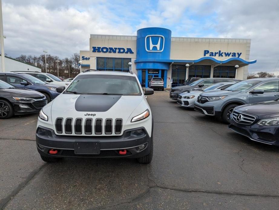 used 2015 Jeep Cherokee car, priced at $11,159