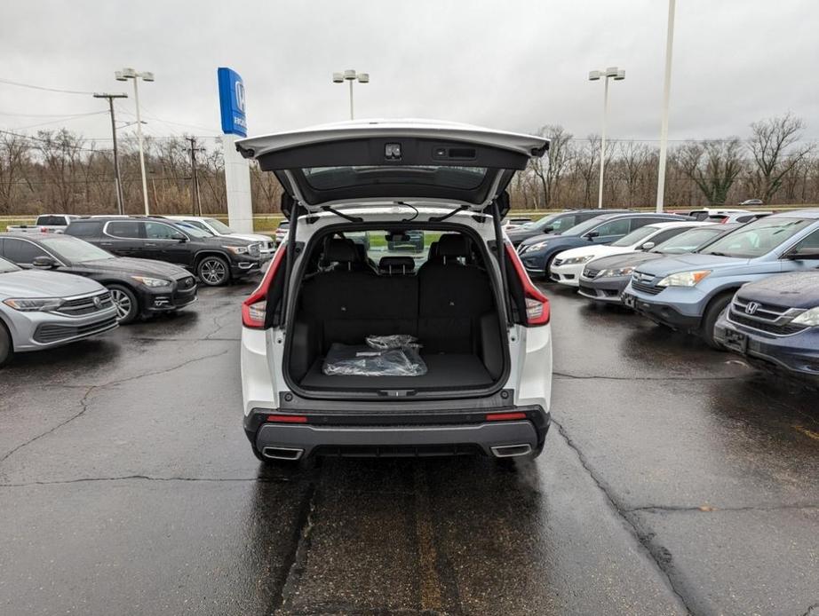 new 2025 Honda CR-V Hybrid car, priced at $38,996