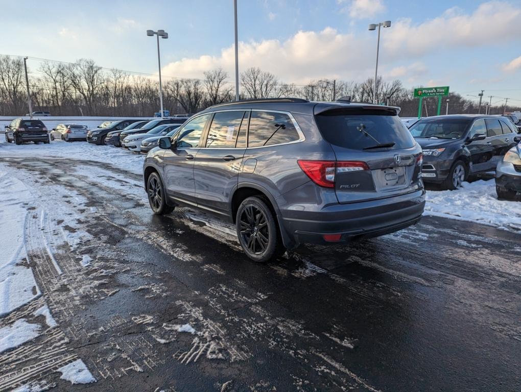 used 2022 Honda Pilot car, priced at $28,598