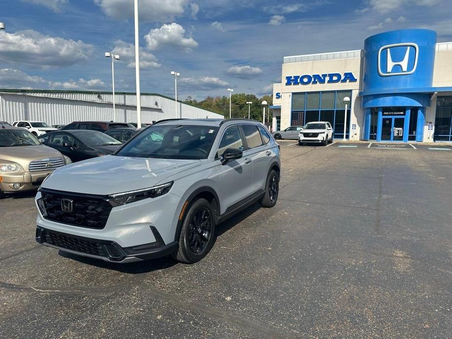 new 2025 Honda CR-V Hybrid car, priced at $38,996