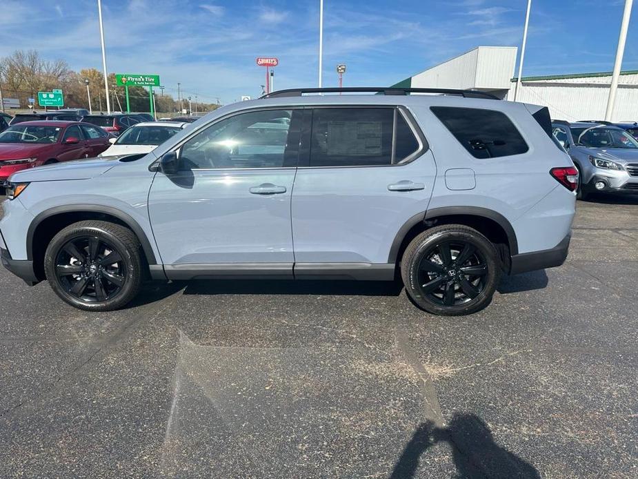 new 2025 Honda Pilot car, priced at $53,938