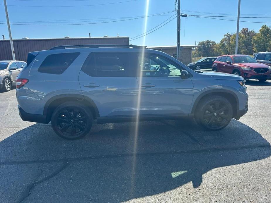 used 2025 Honda Pilot car, priced at $51,658