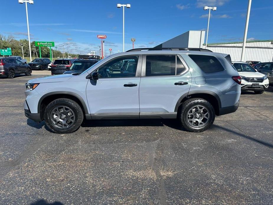 new 2025 Honda Pilot car, priced at $48,701