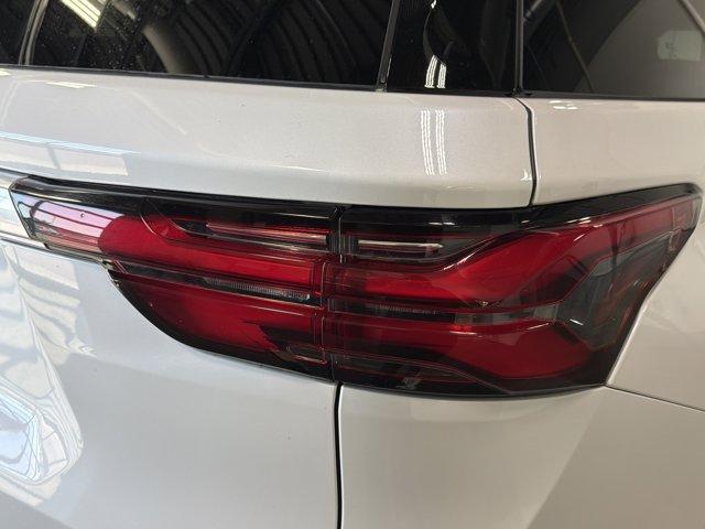 used 2022 Chevrolet Traverse car, priced at $34,855