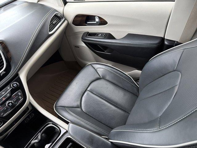 used 2023 Chrysler Pacifica car, priced at $40,988