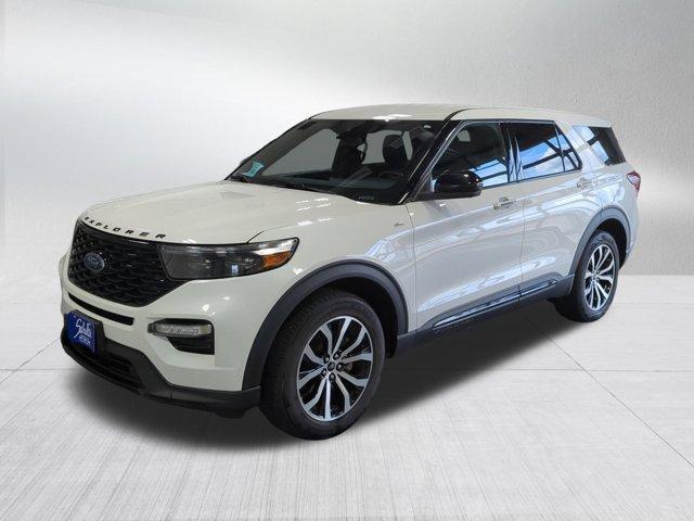 used 2022 Ford Explorer car, priced at $28,155