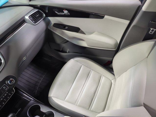 used 2019 Kia Sorento car, priced at $20,655