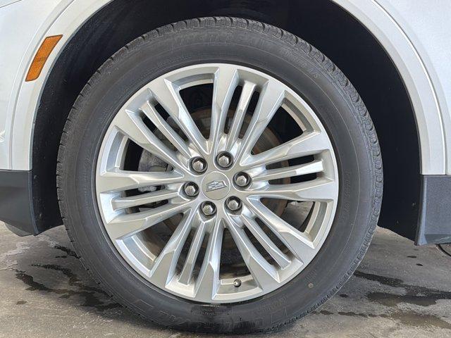 used 2017 Cadillac XT5 car, priced at $17,955