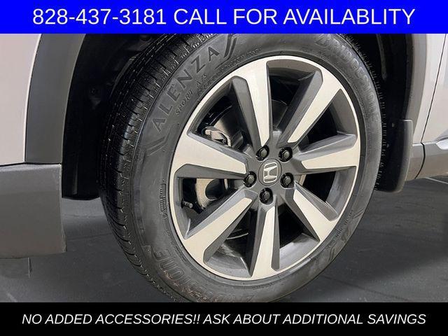 new 2025 Honda Pilot car, priced at $49,095