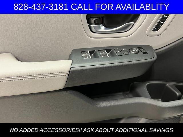 new 2025 Honda Pilot car, priced at $49,095