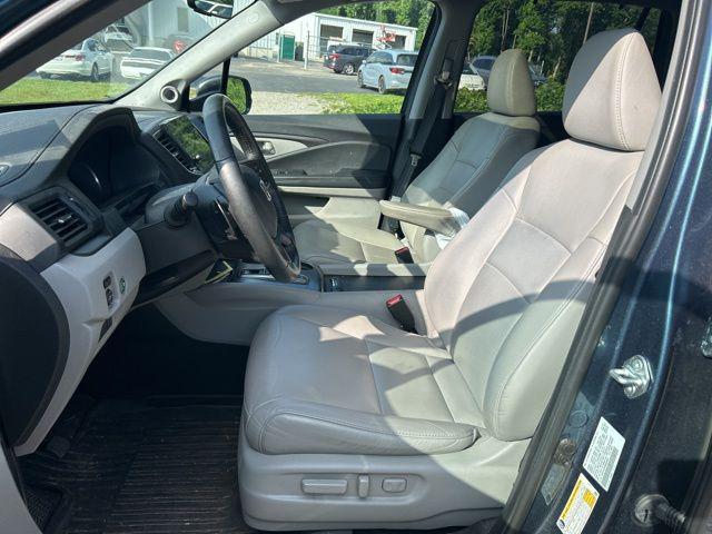 used 2021 Honda Pilot car, priced at $30,500
