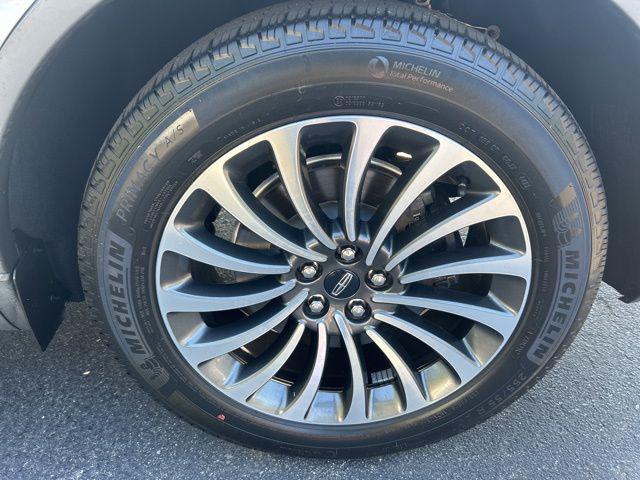 used 2021 Lincoln Aviator car, priced at $32,990