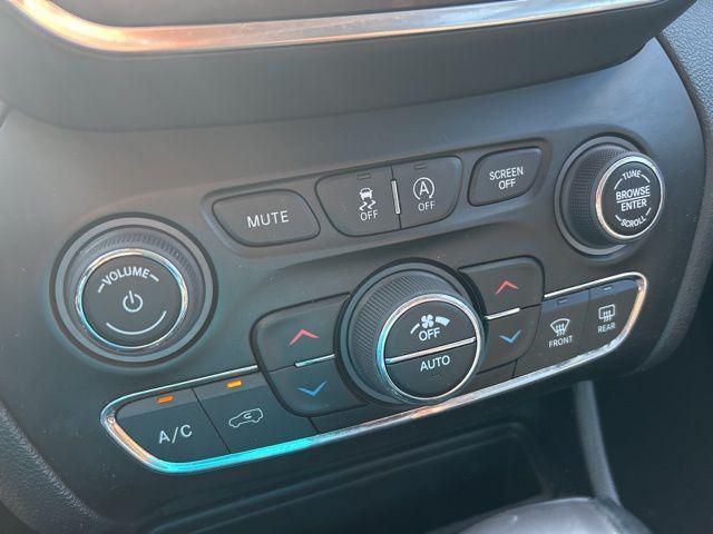 used 2023 Jeep Cherokee car, priced at $22,500
