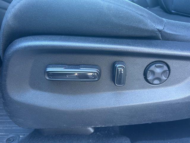 used 2021 Honda CR-V car, priced at $24,900