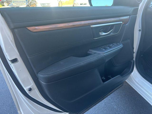 used 2021 Honda CR-V car, priced at $24,900