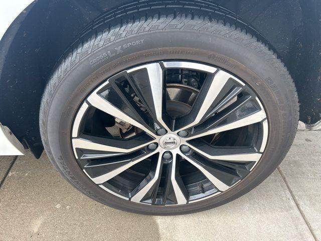 used 2024 Volvo XC60 car, priced at $32,000