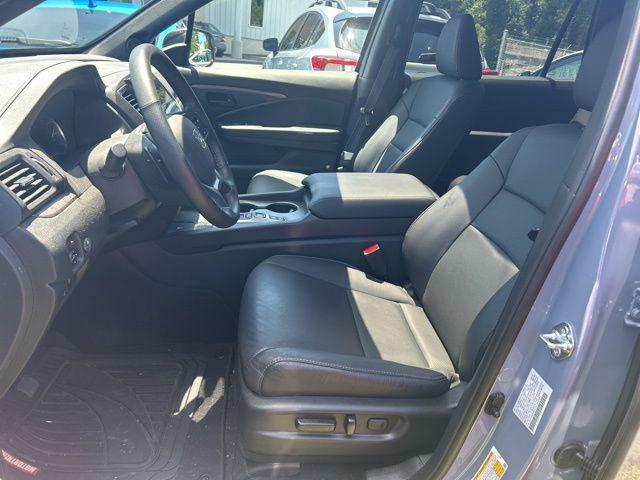 used 2024 Honda Passport car, priced at $37,000