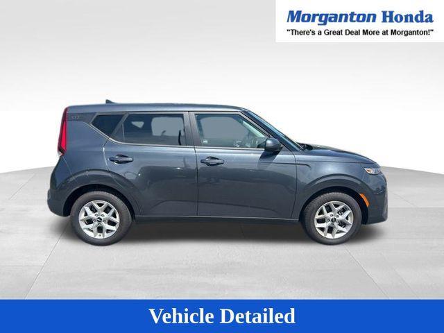 used 2022 Kia Soul car, priced at $17,900