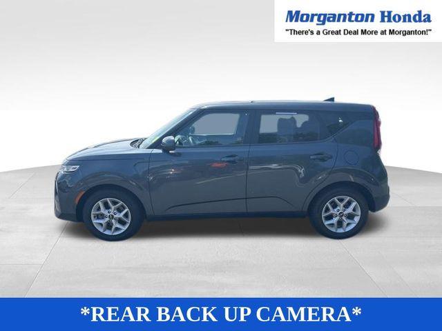 used 2022 Kia Soul car, priced at $17,900