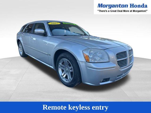 used 2007 Dodge Magnum car, priced at $8,990