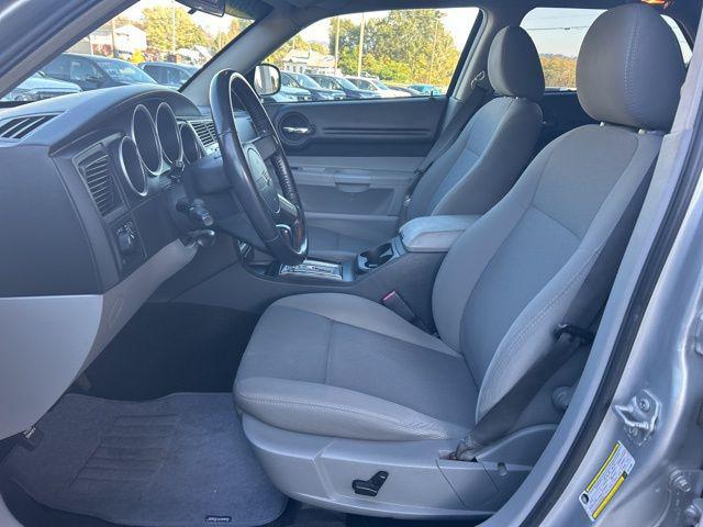 used 2007 Dodge Magnum car, priced at $8,990