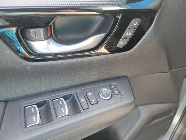 used 2024 Honda CR-V Hybrid car, priced at $37,590