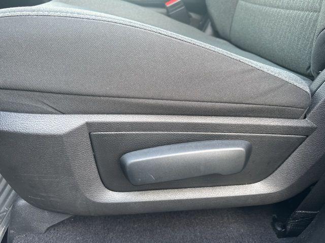used 2022 Ram 1500 Classic car, priced at $32,590