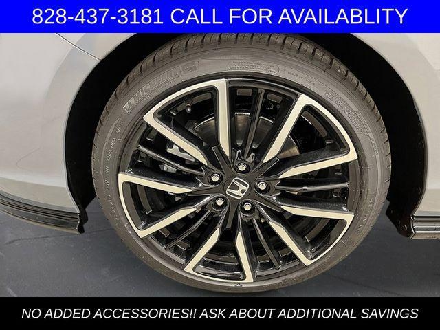 new 2025 Honda Accord Hybrid car, priced at $38,212