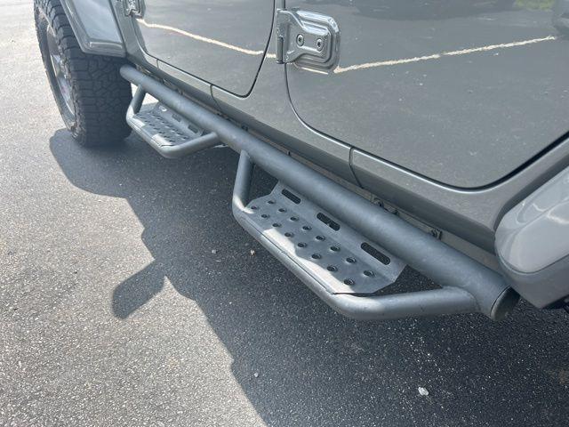 used 2019 Jeep Wrangler Unlimited car, priced at $26,900