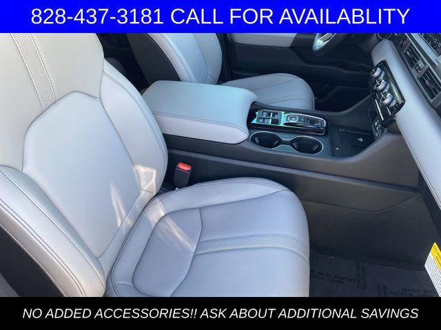 new 2025 Honda Pilot car, priced at $46,405