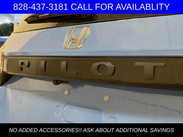 new 2025 Honda Pilot car, priced at $49,730