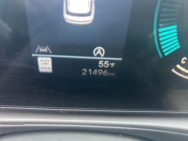 used 2025 Hyundai Santa Fe car, priced at $32,280