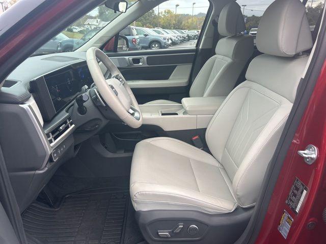 used 2025 Hyundai Santa Fe car, priced at $32,280