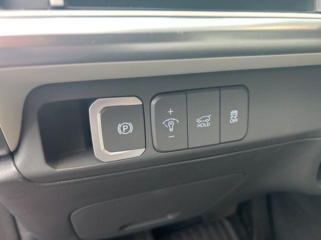 used 2025 Hyundai Santa Fe car, priced at $32,280