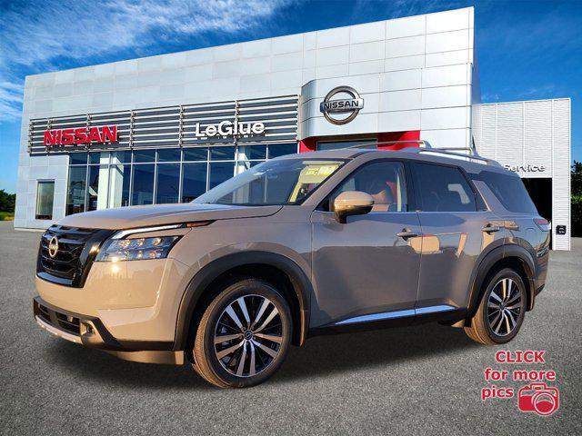 new 2025 Nissan Pathfinder car, priced at $49,275