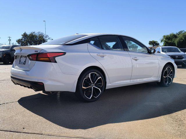 new 2025 Nissan Altima car, priced at $32,420