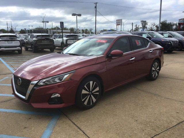 used 2022 Nissan Altima car, priced at $23,900