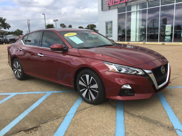 used 2022 Nissan Altima car, priced at $23,900