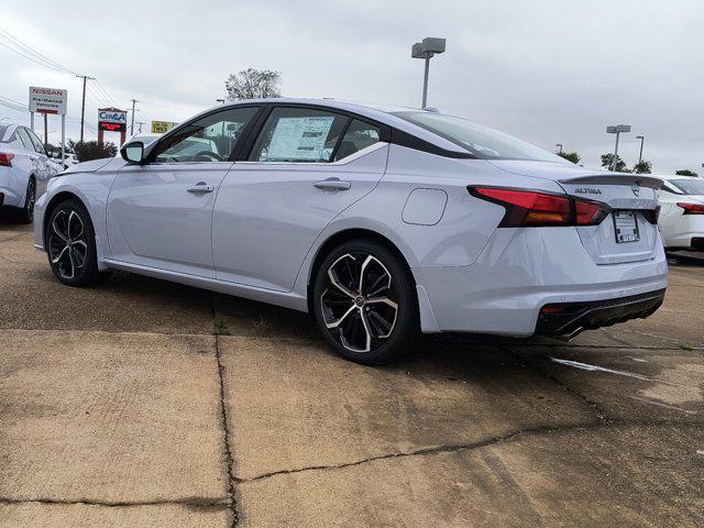 new 2025 Nissan Altima car, priced at $32,000