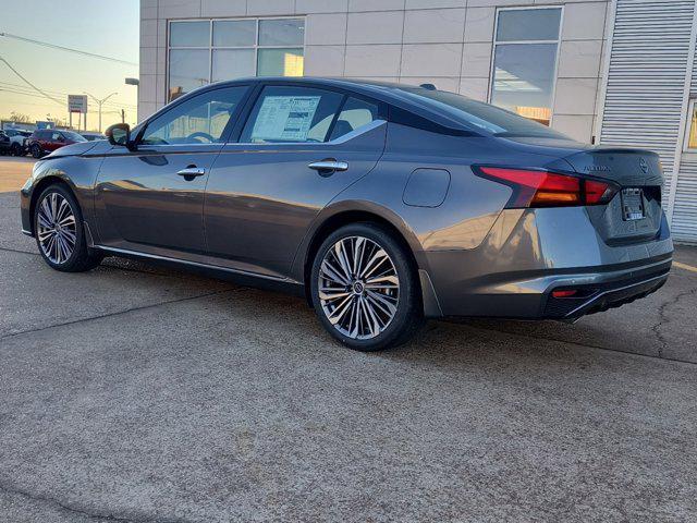 new 2025 Nissan Altima car, priced at $33,670