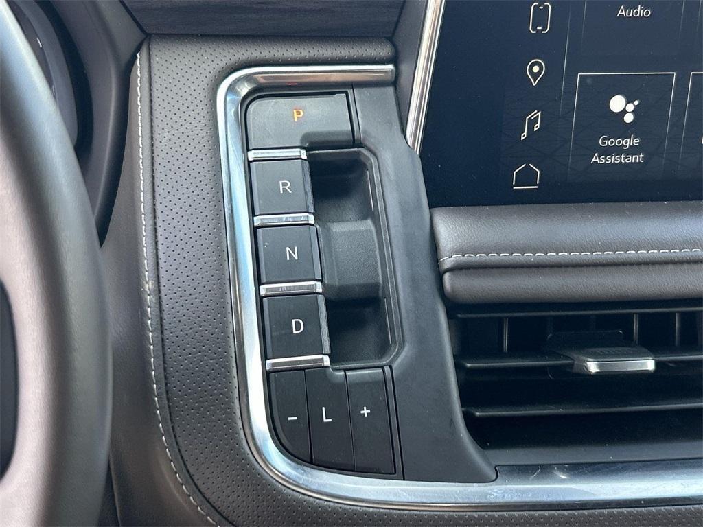 used 2023 GMC Yukon car, priced at $50,954