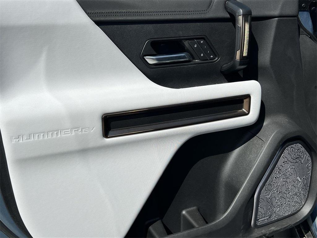 new 2024 GMC HUMMER EV SUV car, priced at $131,877