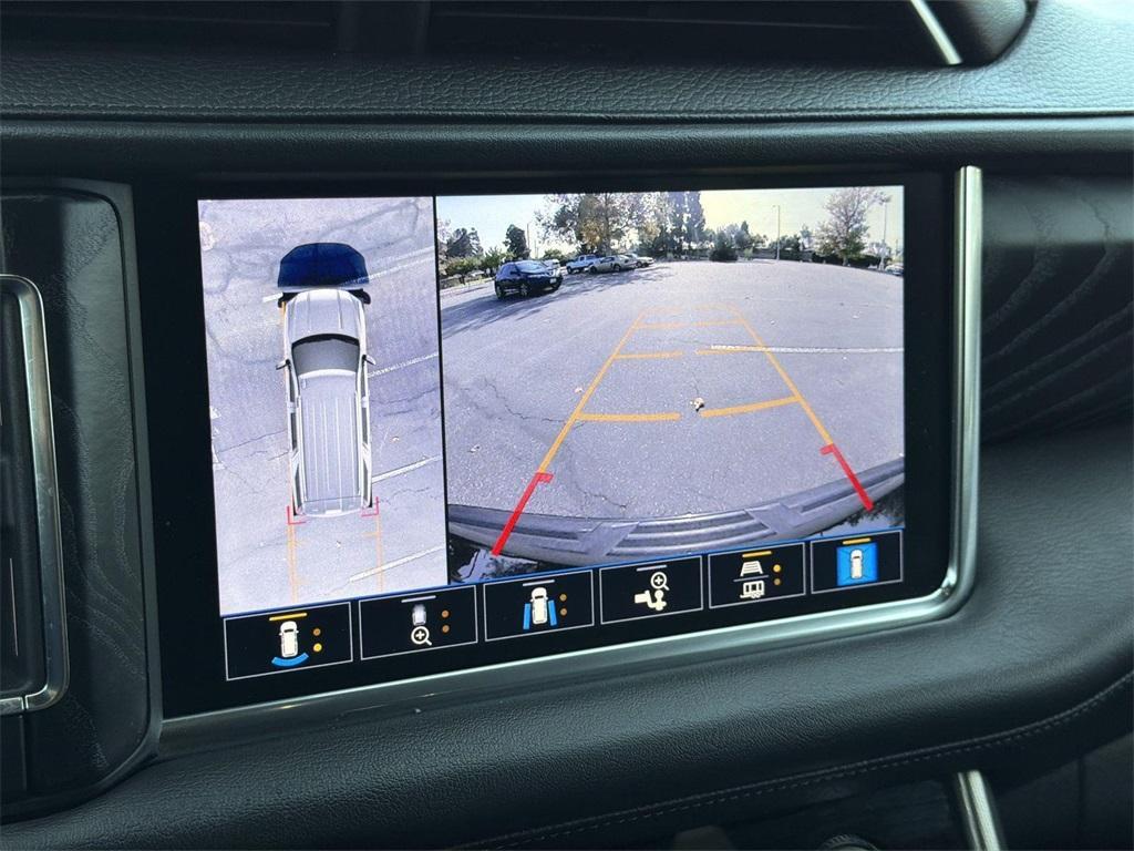 used 2021 GMC Yukon car, priced at $45,880