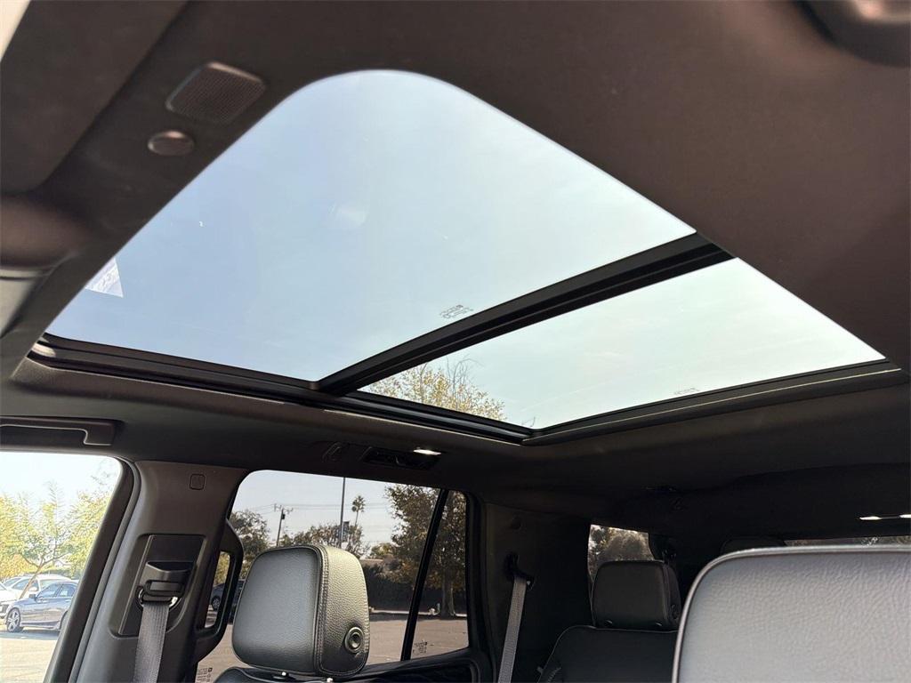 used 2021 GMC Yukon car, priced at $45,880