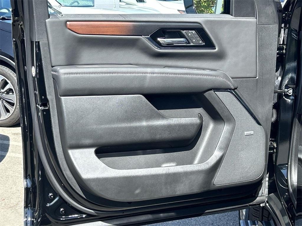 new 2026 GMC Yukon XL car, priced at $89,432