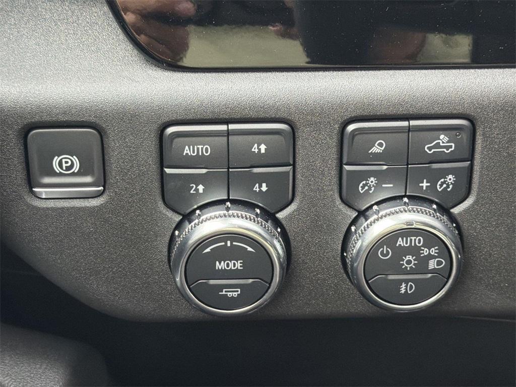 new 2025 GMC Sierra 2500 car, priced at $72,904