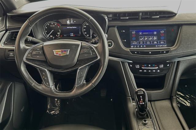 used 2020 Cadillac XT5 car, priced at $24,000