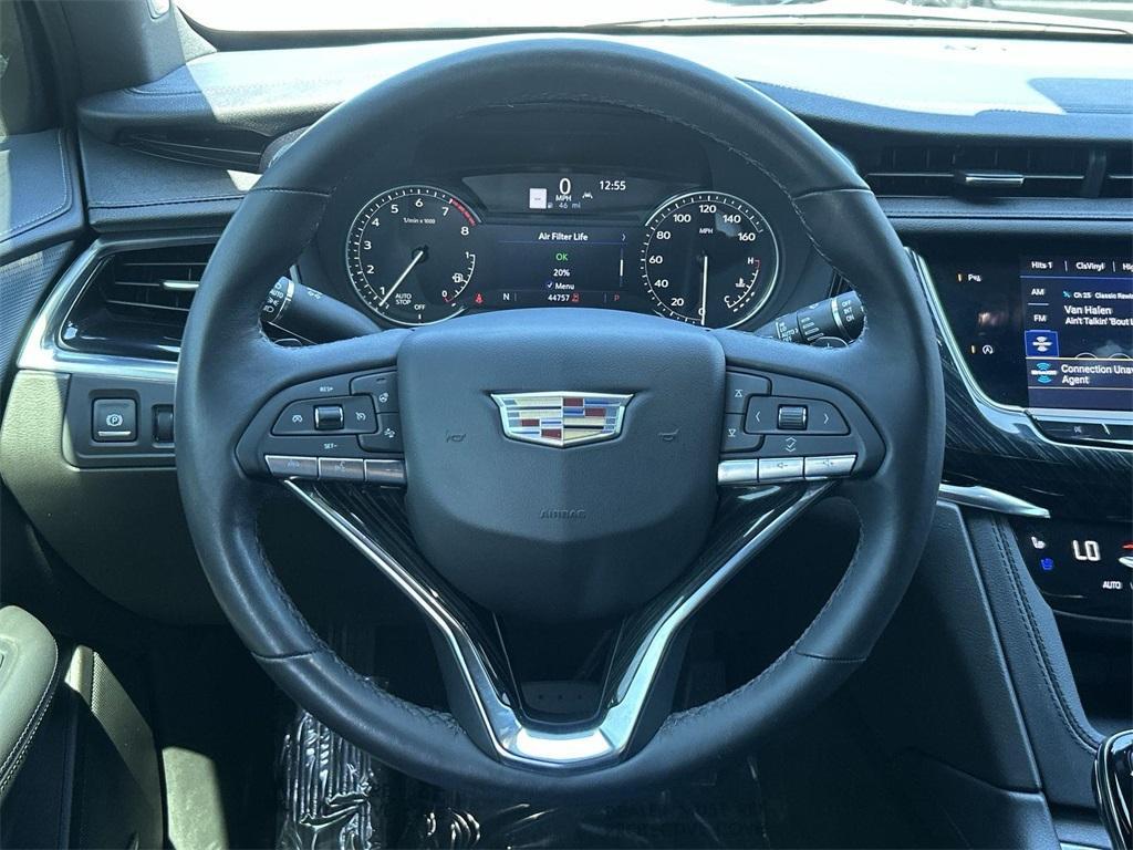used 2023 Cadillac XT6 car, priced at $35,377